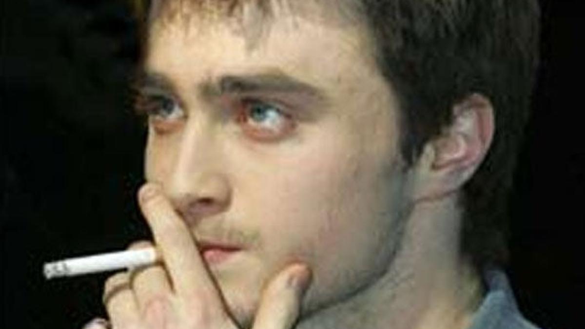 Daniel Radcliffe se engancha al tabaco