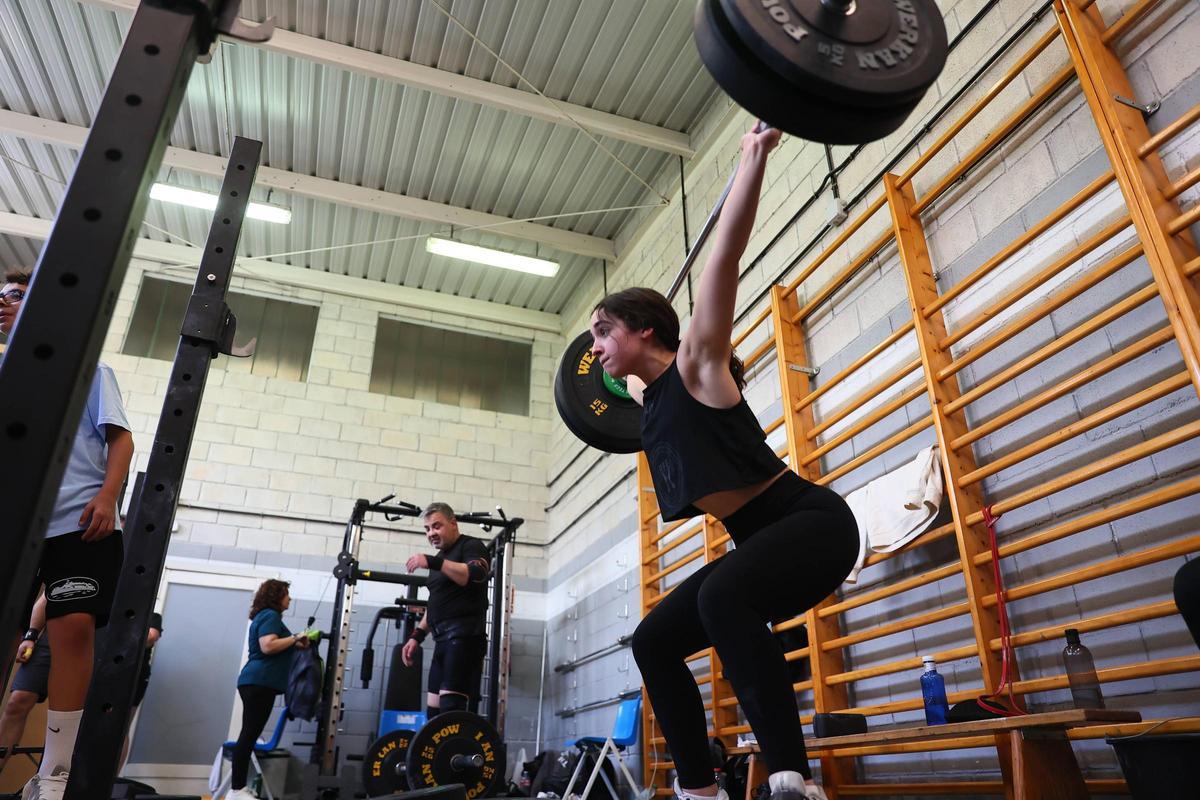 EN IMÁGENES: Inés Conde, ocho veces campeona de España de halterofilia, en un entrenamiento. EN IMÁGENES: Inés Conde, ocho veces campeona de España de halterofilia, en un entrenamiento.