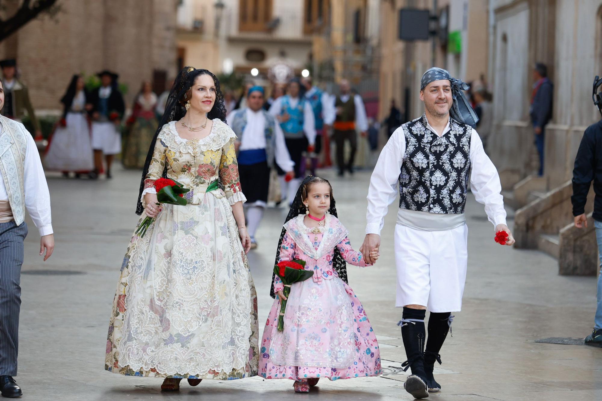 Búscate en el primer día de la Ofrenda en la calle San Vicente entre las 17:00 y las 18:00