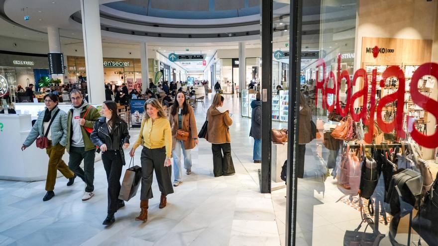 VIDEO | Primer día de rebajas en Badajoz