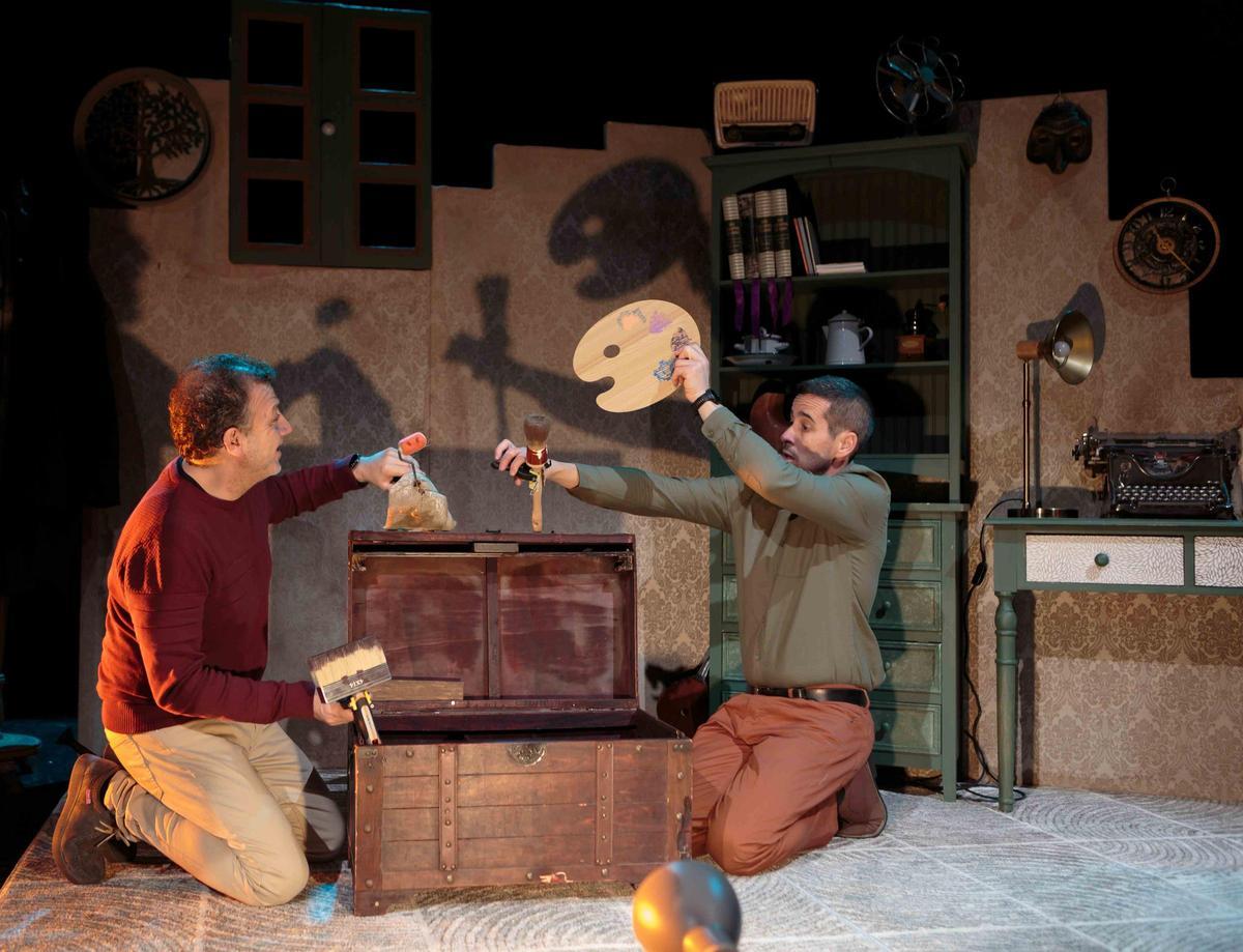Los dos actores de la compañía, en una representación d "Voilà".