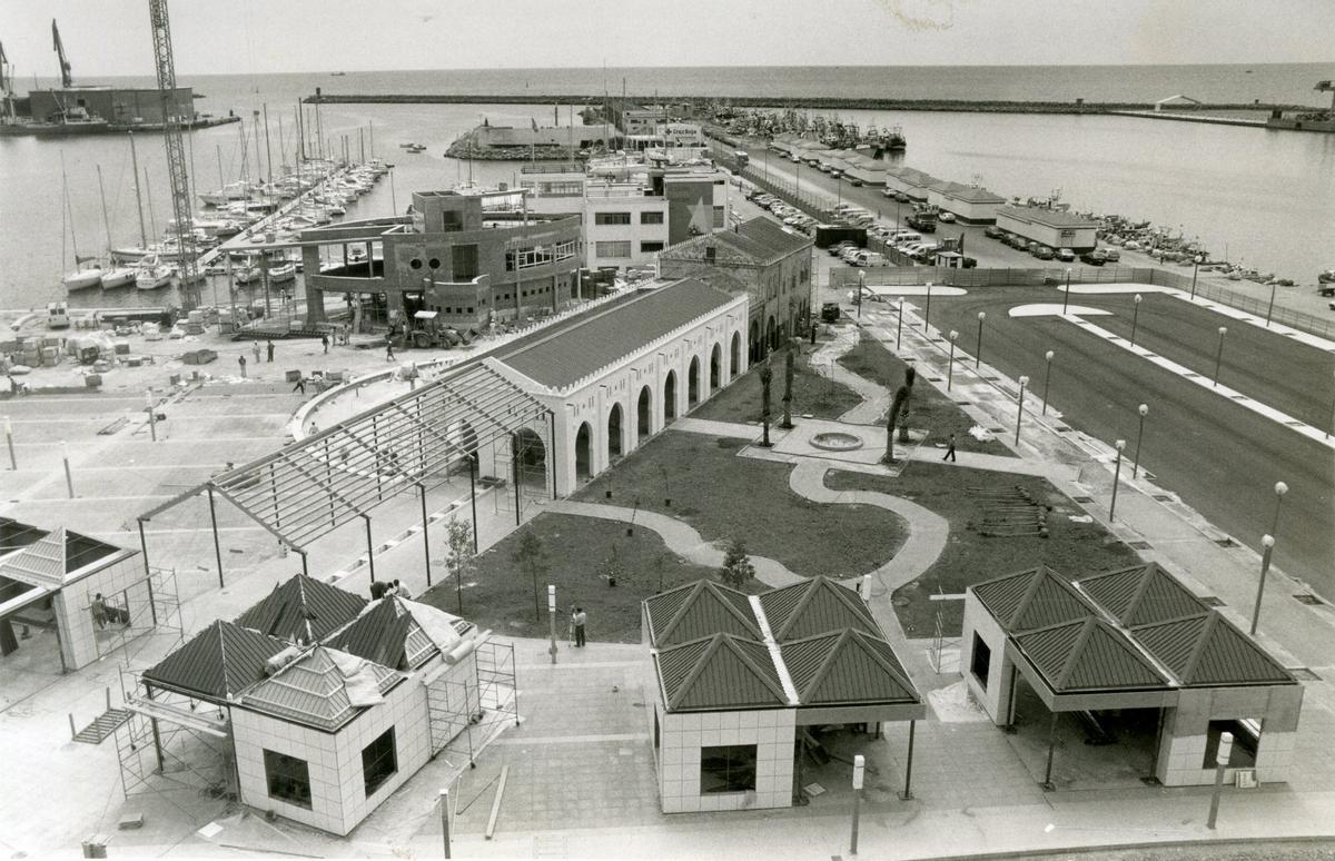 La Plaza del Mar cumple 30 años: así fue una obra que cambió el Grau de Castelló