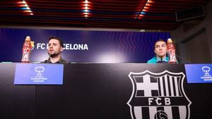Jonatan Giráldez y Patri Guijarro, en la ruda de prensa previa al FC Barcelona - Eintracht