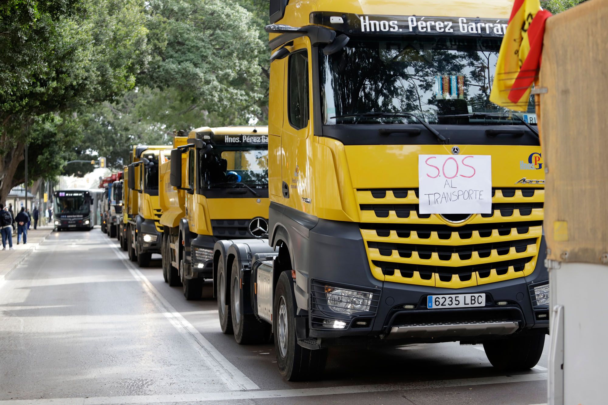 Protesta de los camioneros por el Centro de Málaga