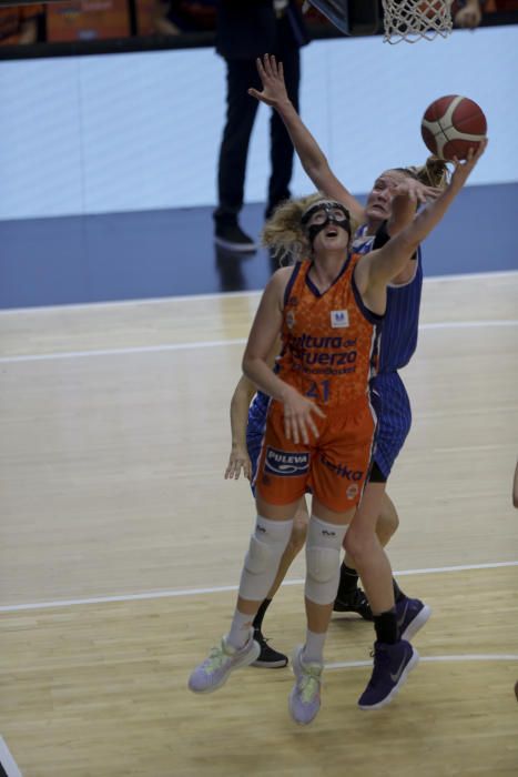 Ambientazo y bufandeo en La Fonteta para buscar el doblete