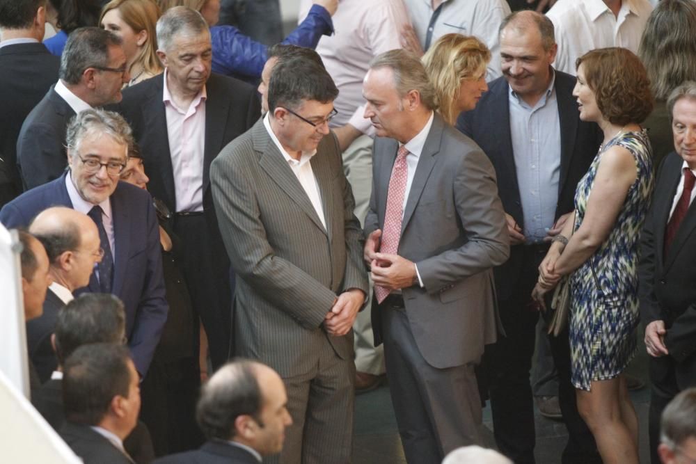 Enric Morera, president de les Corts Valencianes y Alberto Fabra, expresident de la Generalitat Valenciana en la gala del 25º aniversario de Levante de Castelló.