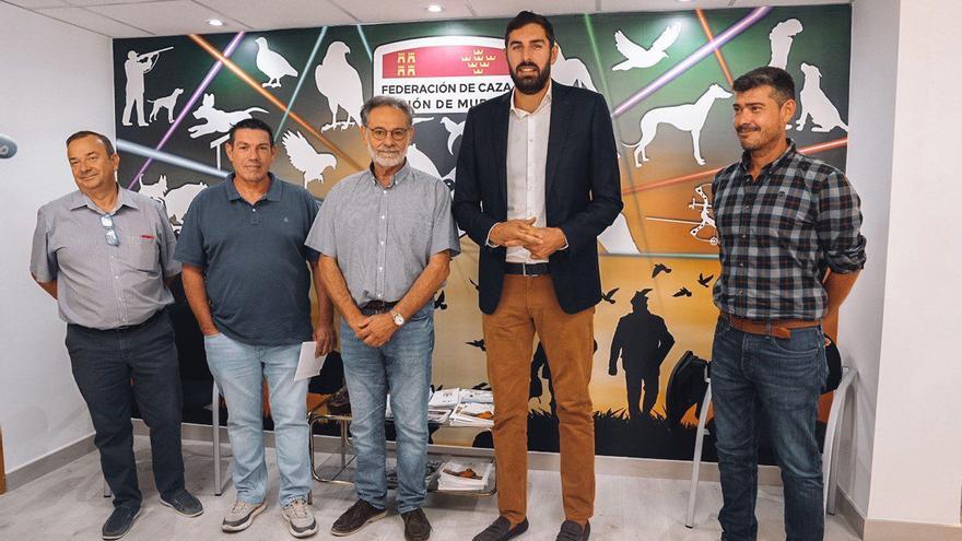 Vox exige la naturalización del arruí y la defensa de la caza en la Región