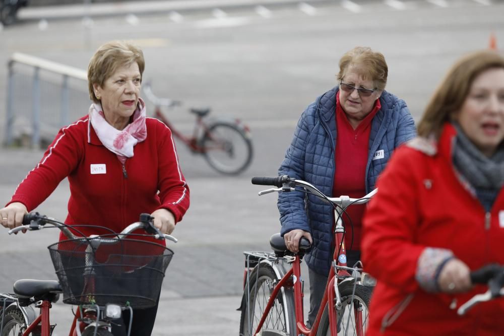 Así se aprende a volver a andar en bici