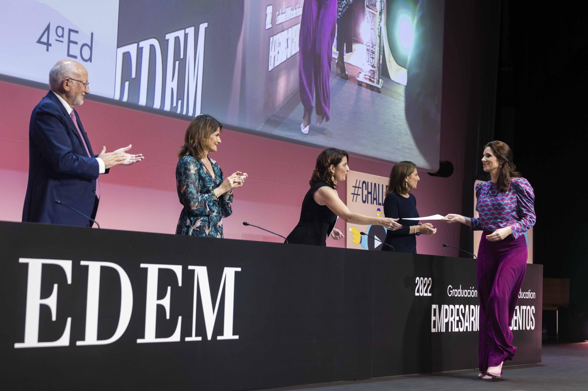 Graduación alumnos EDEM Escuela de Empresarios 2022 en València