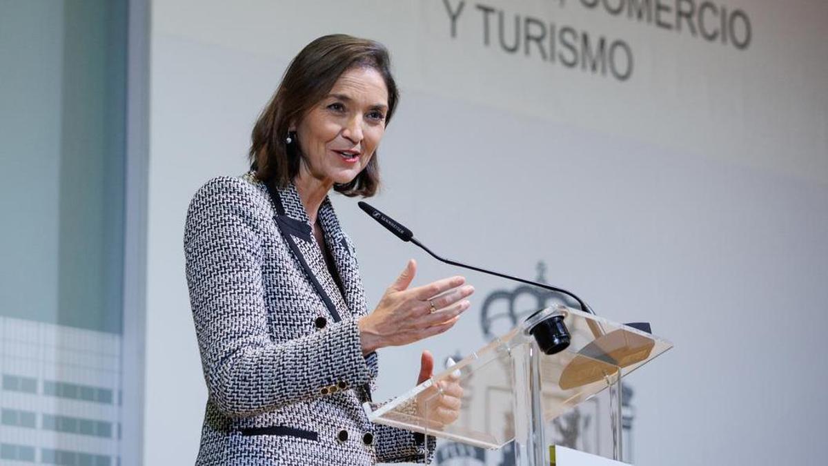 La ministra de Industria, Comercio y Turismo, Reyes Maroto.