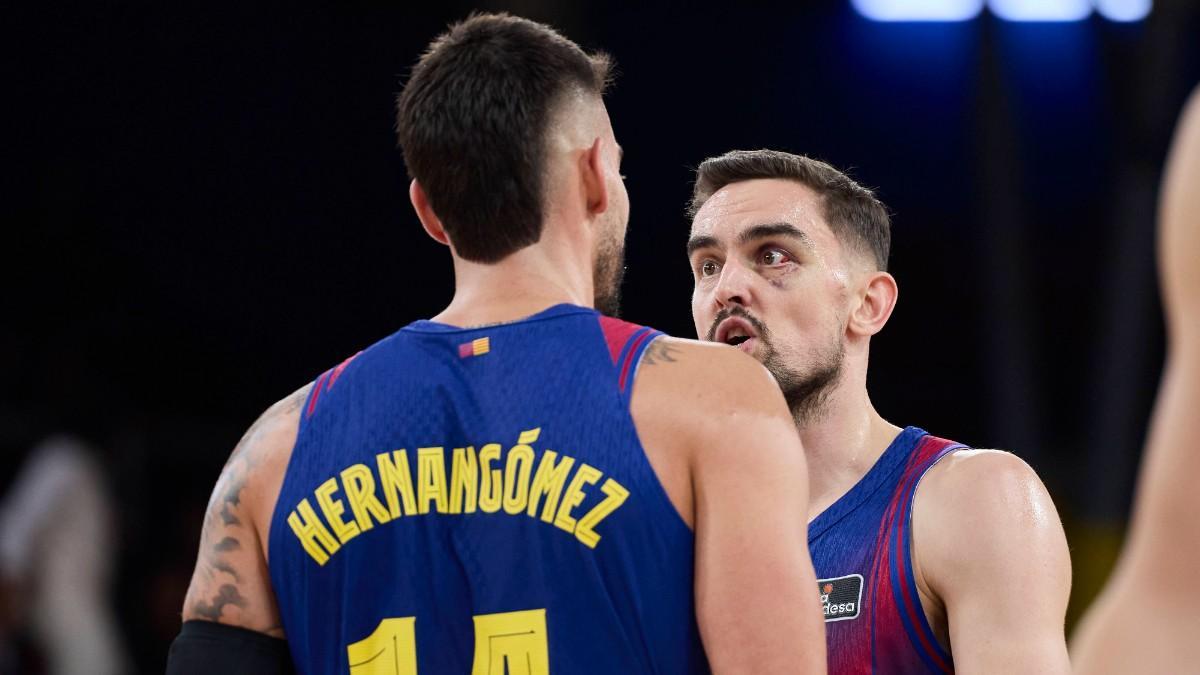 Willy Hernangómez, junto a Tomas Satoransky