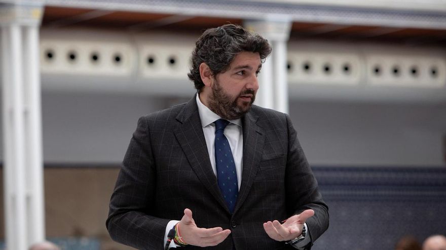 En directo | López Miras responde en la Asamblea a las preguntas de los portavoces parlamentarios