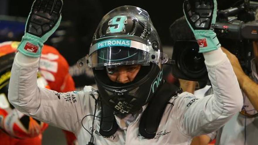 Rosberg logra partir delante de Hamilton en el GP de Abu Dabi