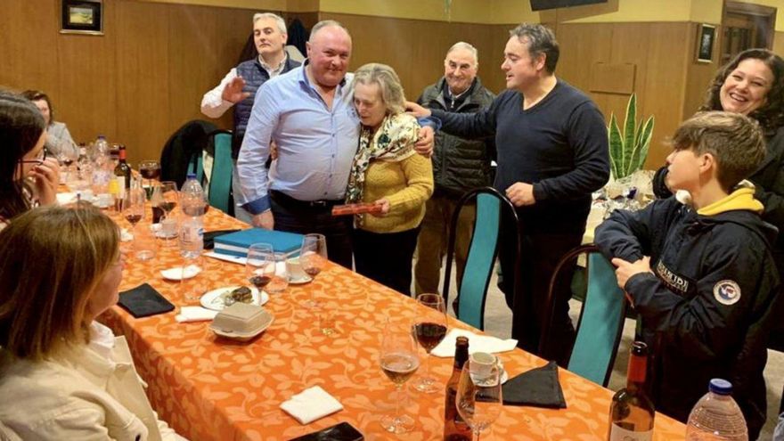 Reconocimiento a José Méijome tras casi cuarenta años en Jomabe | BERNABÉ