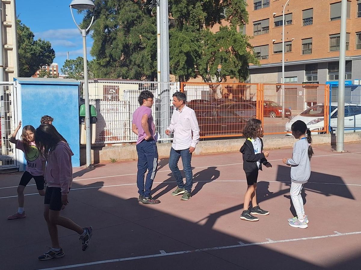 El regidor de Salut ha assistit a la primera sessió de la iniciativa promocuda pel centre de salud del Pilar, els col·legis i l'Ajuntament.
