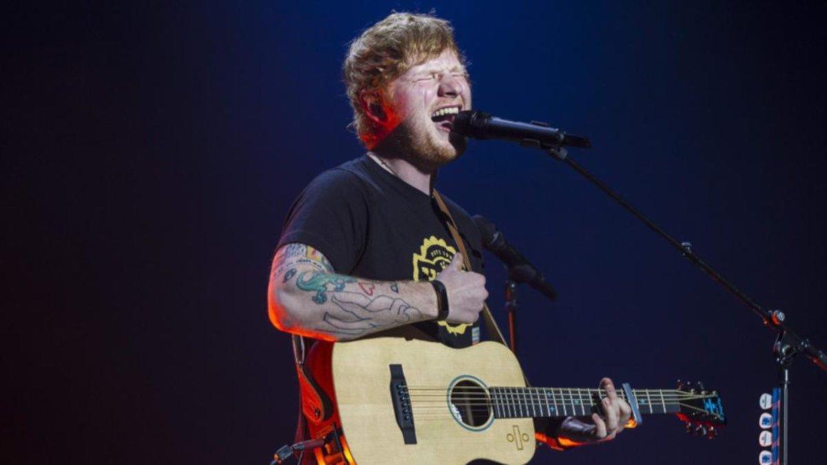 Le propone matrimonio en pleno concierto de Ed Sheeran