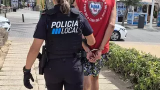 Detienen a un ladrón por dos robos a turistas en la Playa de Palma