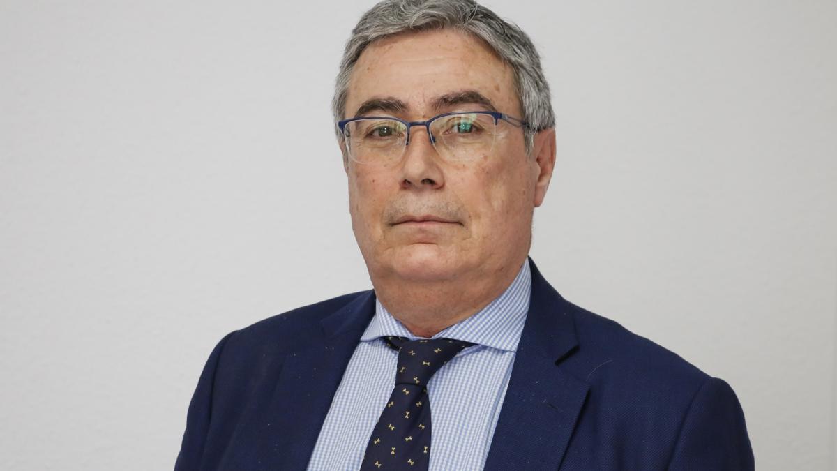 ANTONIO PEREZ GELDE EN SU DESPACHO, Socio Director del Área de Penal Económico y Compliance de Antonia Magdaleno Abogados y Economistas