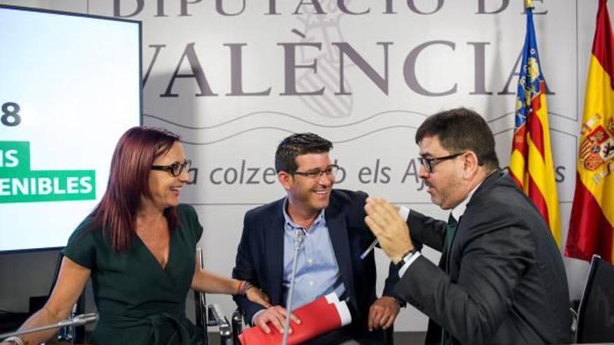 Amigó, Rodríguez y Altur, ayer, durante la presentación del plan de inversiones.