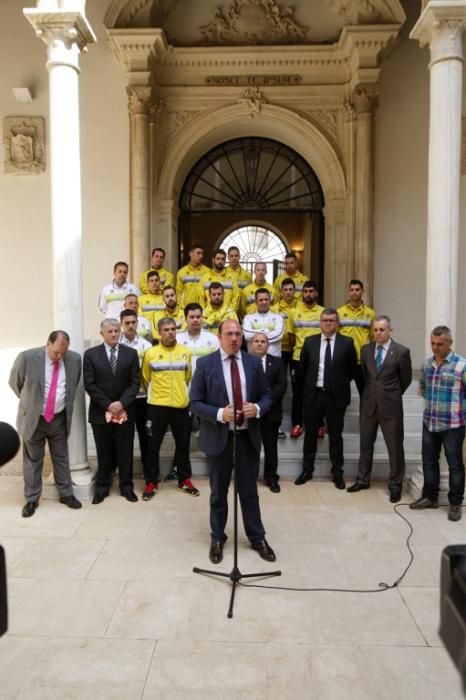 El presidente recibe al Plásticos Romero