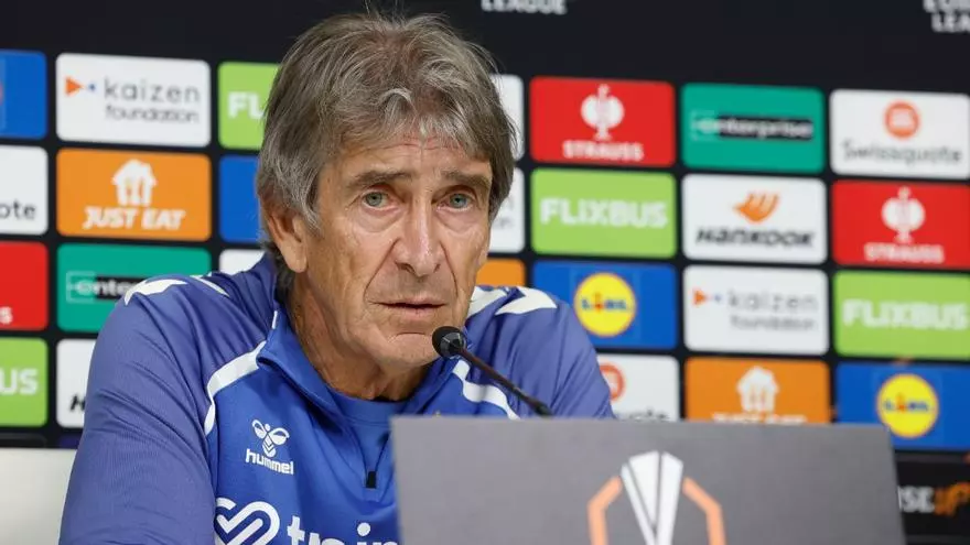 Pellegrini: "Uno de los grandes errores que podríamos cometer es pensar en el derbi"