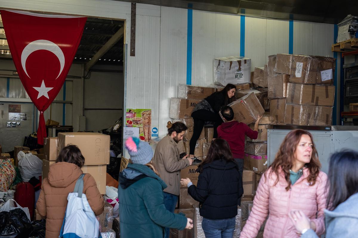 Voluntarios de Barcelona envían ayuda a las victimas terremoto de Turquía