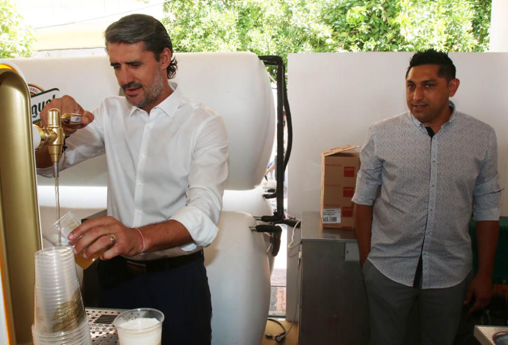 Martín Aguilar, Caminero, Rafael Gil, Basti y Hamyan Al Thani, entre otros, visitan la feria de día en una cita ya tradicional en los días festivos de la ciudad