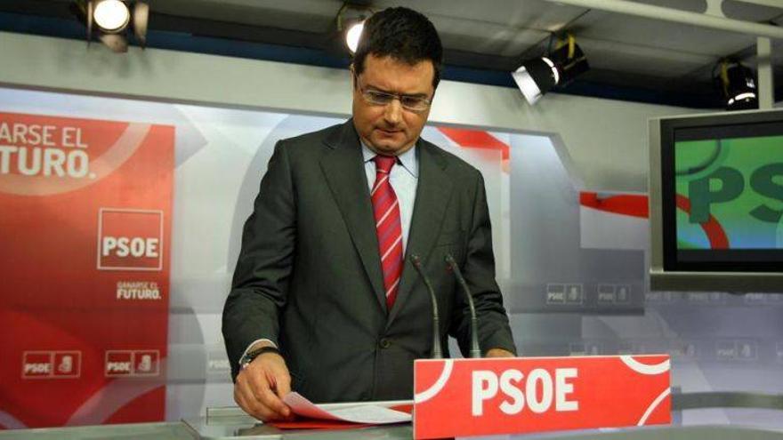 El PSOE plantea una reforma de la Constitución para abrir un tiempo nuevo