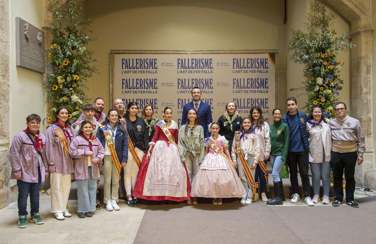 Falleras y falleros de Buñol