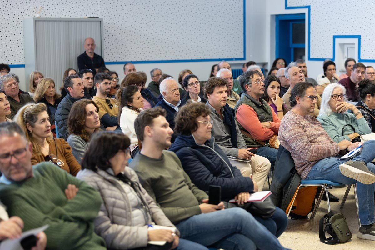 Galería: Sant Josep presenta el PGOU a los vecinos
