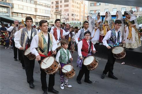 Ofrenda de flores a Sant Pasqual en Vila-real