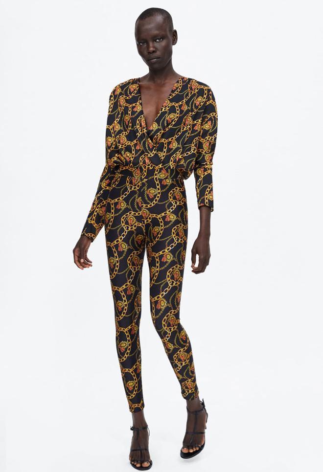 Body y leggings con estampado de cadenas de Zara