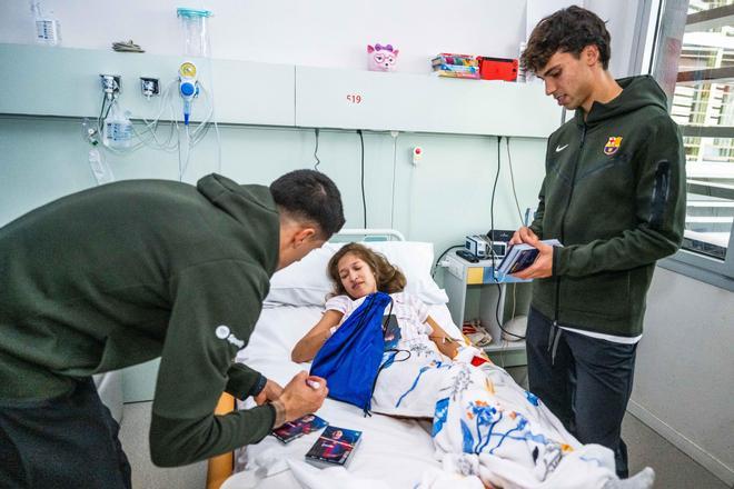 El Barça reparte ilusión y felicidad en los hospitales