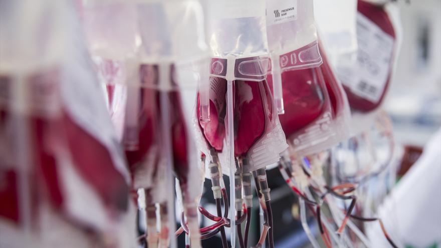 Sanidad reduce a siete los días de espera para donar sangre tras dar positivo en covid