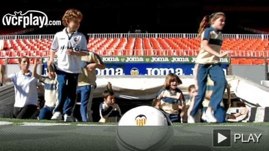 El Valencia CF ofrece la Visita Educativa Mestalla Forever Tour