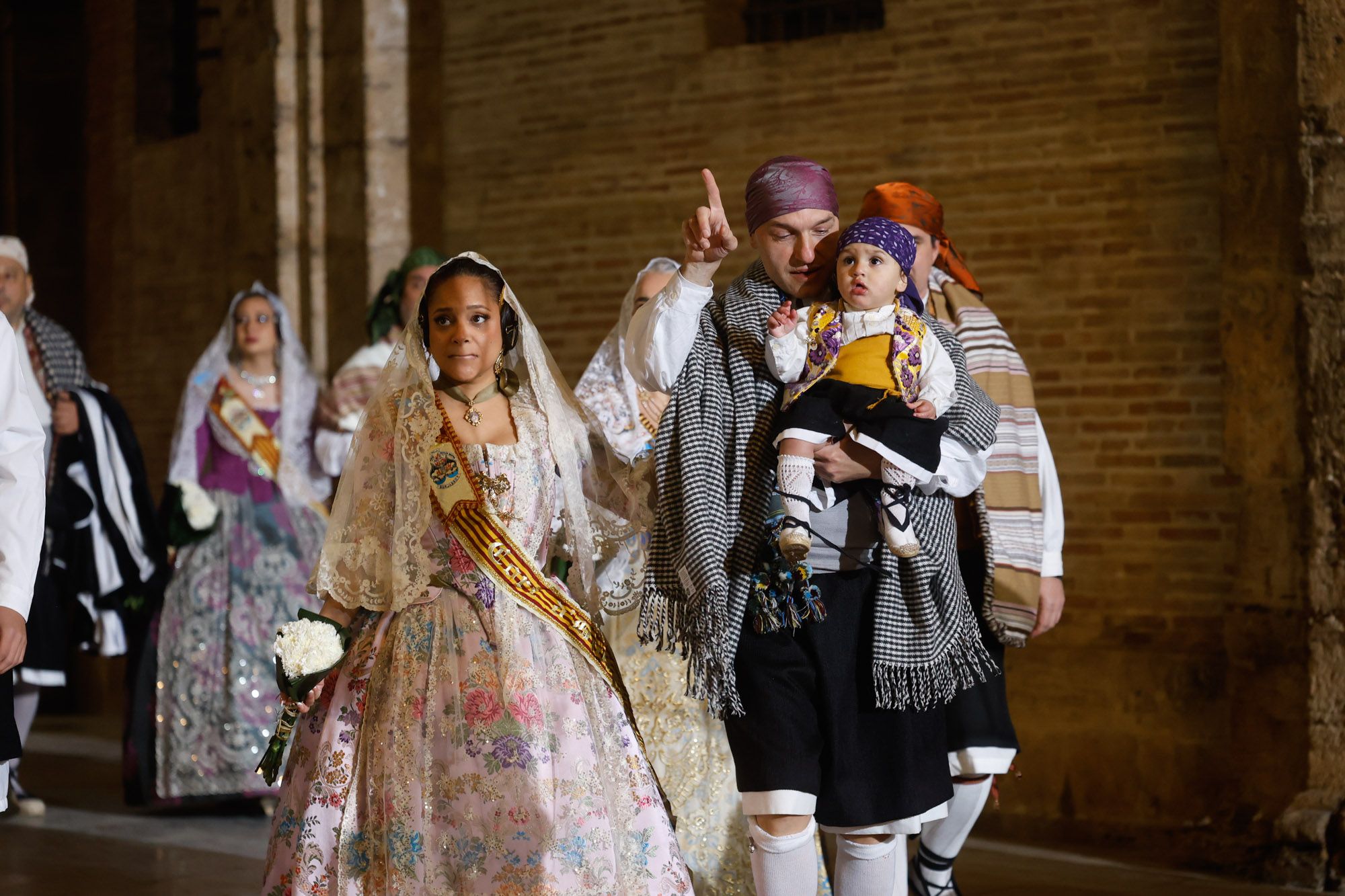 Todas las fotos de la Ofrenda del 17 de marzo por la calle de la Paz de 19:00 a 20:00 horas