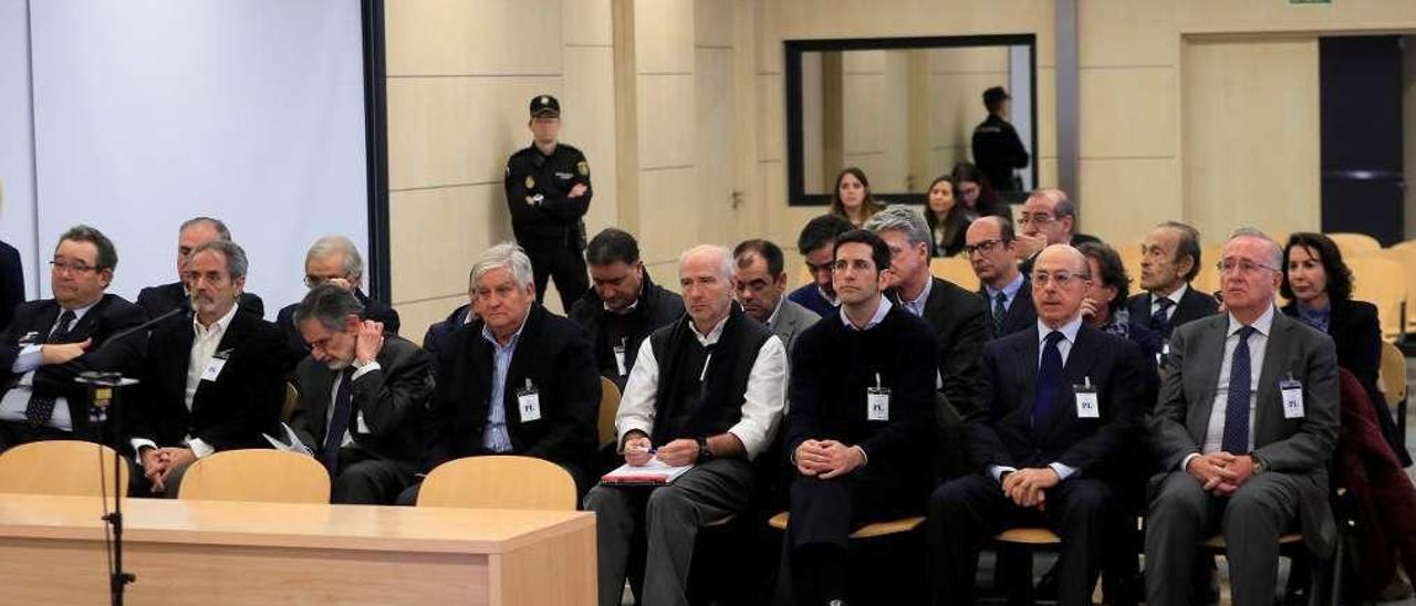 Los imputados en el &quot;caso Pescanova&quot;, el primer día del juicio en la Audiencia Nacional.