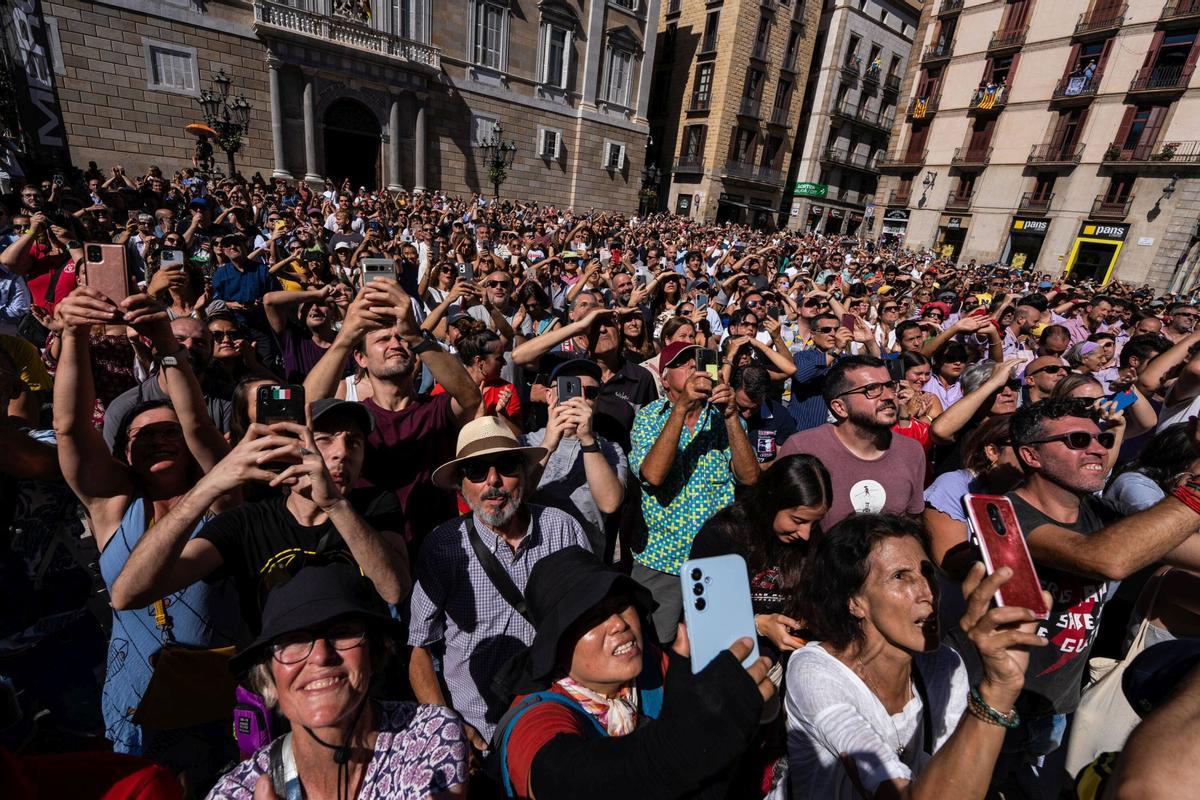 Diada Castellera de la Mercè 2023 con els Castellers de Barcelona, els Minyons de Terrassa y la Colla Joves Xiquets de Valls.