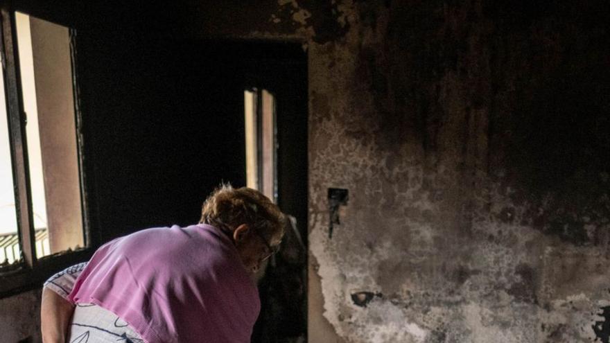 Juana Machín, una de las afectadas por el incendio de La Palma. | | ANDRÉS GUTIÉRREZ