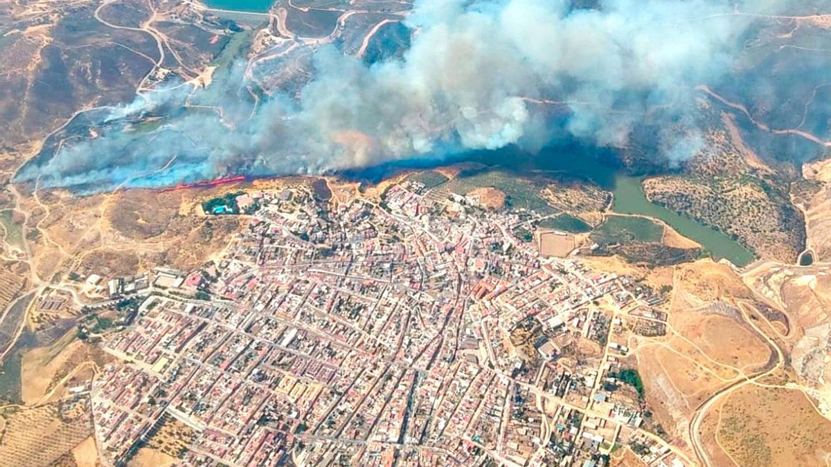 Vista aérea del incendio de Aznalcóllar.