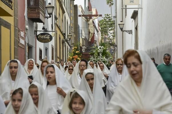 Procesión de Las Mantillas en Las Palmas