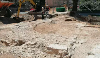 Los restos de la iglesia de Santa Marina se reintegrarán en el nuevo pavimento de la plaza