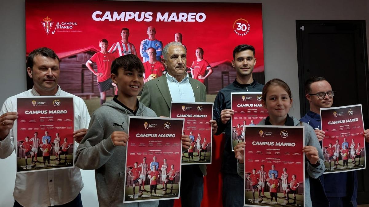 Por la izquierda, Juan Luna, Arturo Montes, Joaquín Alonso, Diego Sánchez, Martina Robles y José Luis Fernández, en la presentación este martes del Campus de Mareo.