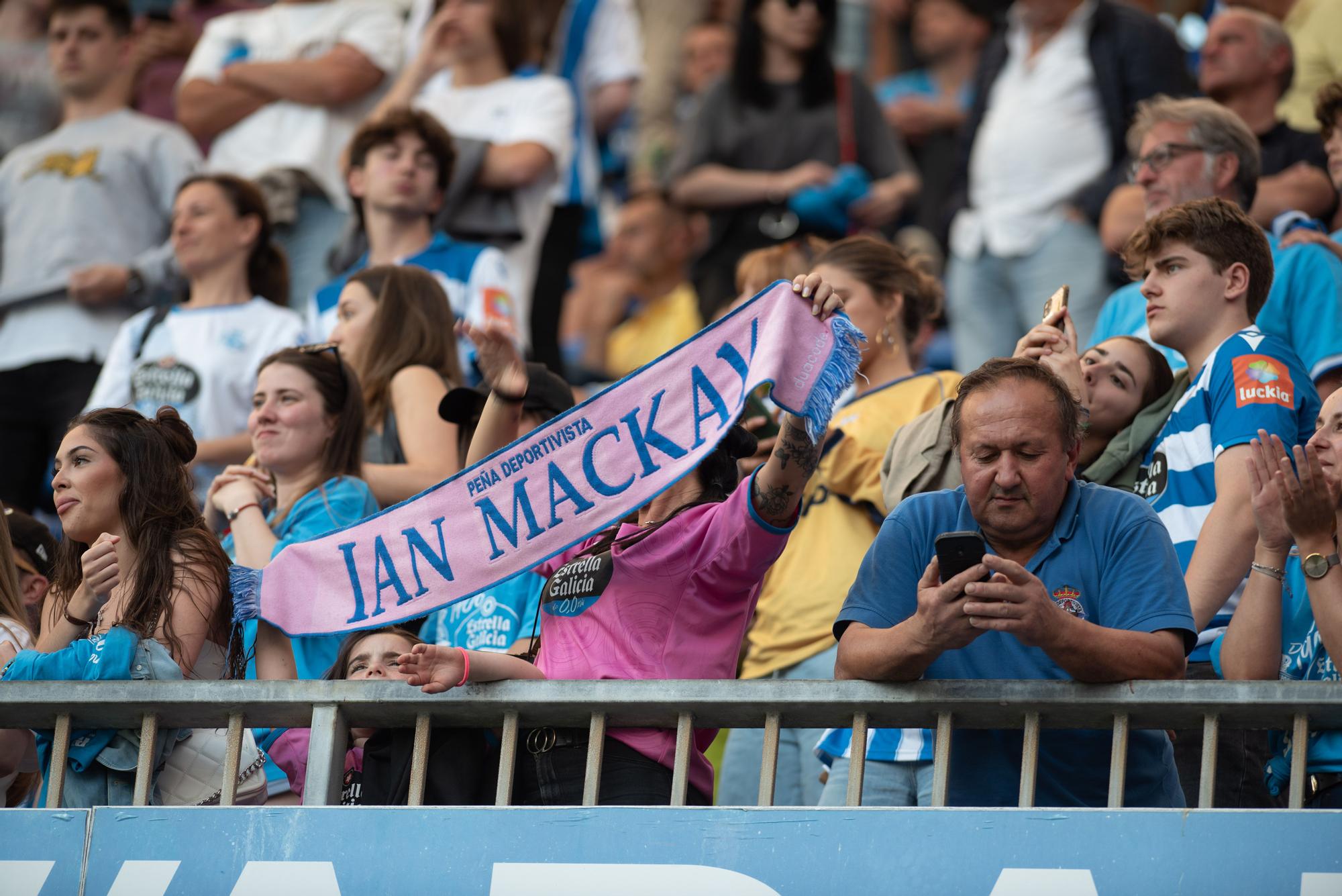 A Coruña marca en Riazor la mejor entrada en la historia de Primera RFEF con 28.828 espectadores