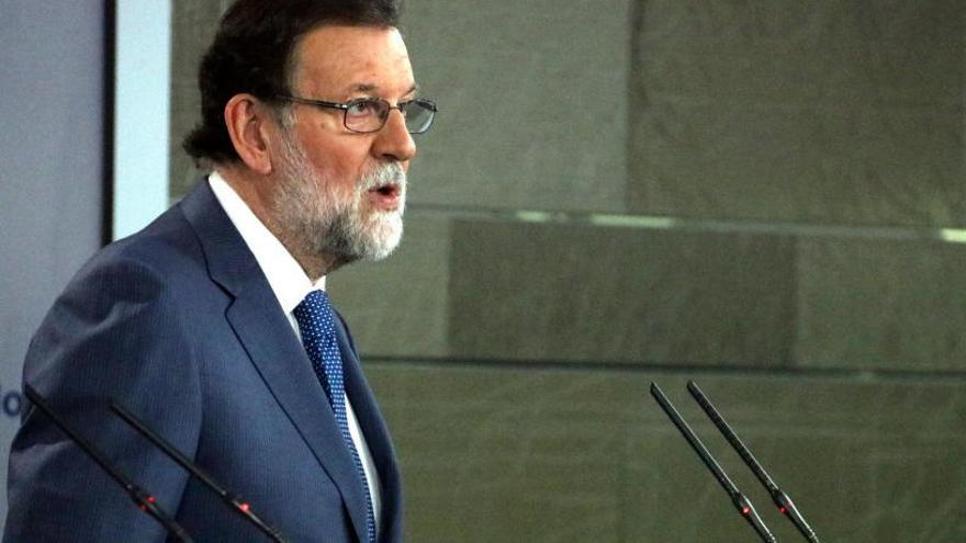 Rajoy qualifica de «casos aïllats» els escàndols de corrupció del PP