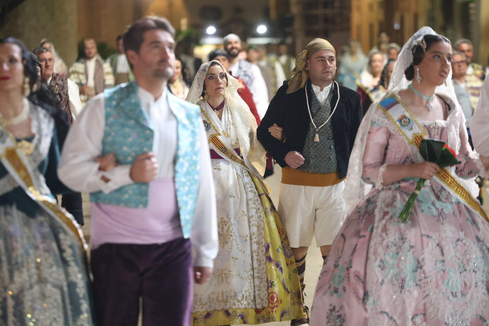 Búscate en el segundo día de la Ofrenda en la calle San Vicente entre las 24 y la 1 horas