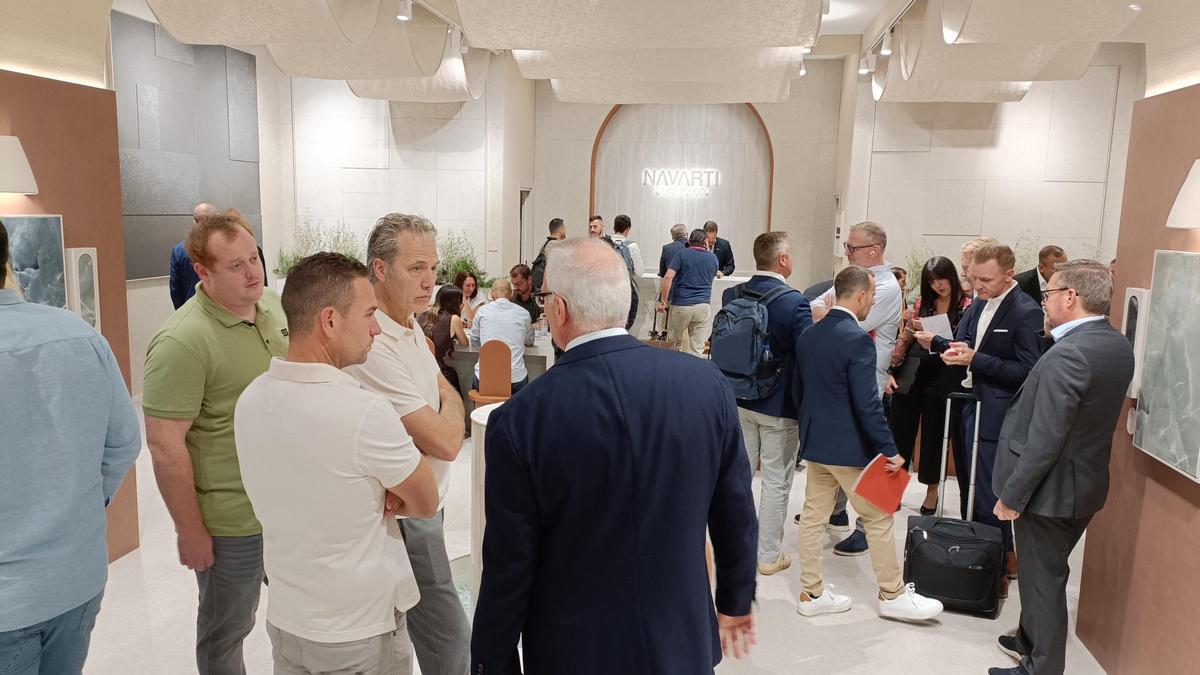 El recorrido por el estand de Navarti propone en un viaje sensorial.