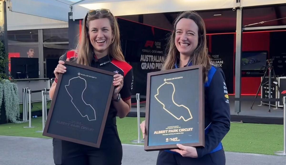 Hannah Schmitz, estratega jefe de Red Bull, y Laura Müller, ingeniera de carrera de Esteban Ocon, reconocidas en el GP de Australia