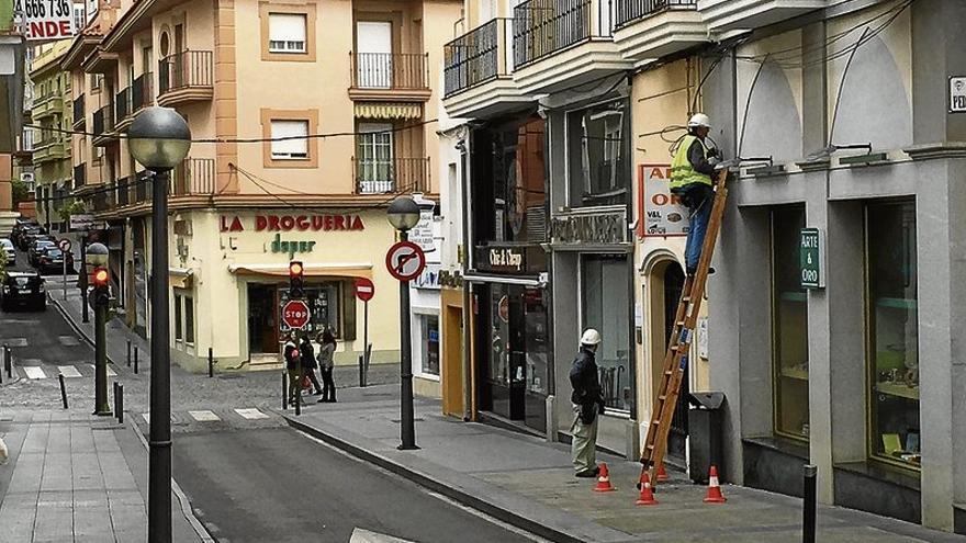 Los hogares de Almendralejo se conectarán a la fibra óptica a lo largo del 2016