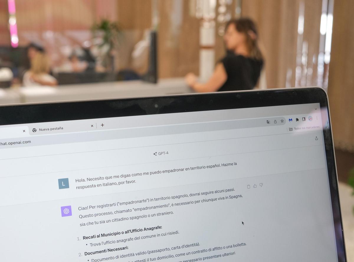 Uso de ChatGPT en una Administración Local para informar a extranjeros sobre empadronamiento.